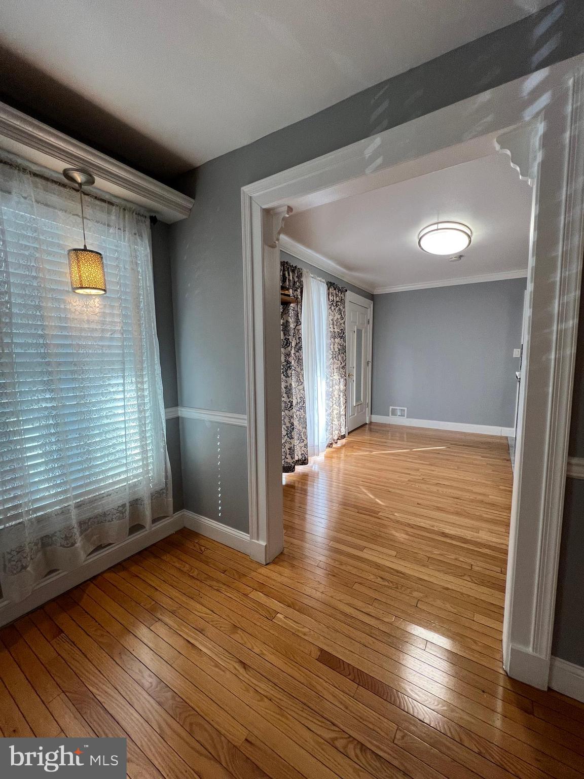 CONNECTICUT AVENUE ESTATES - Residential Income