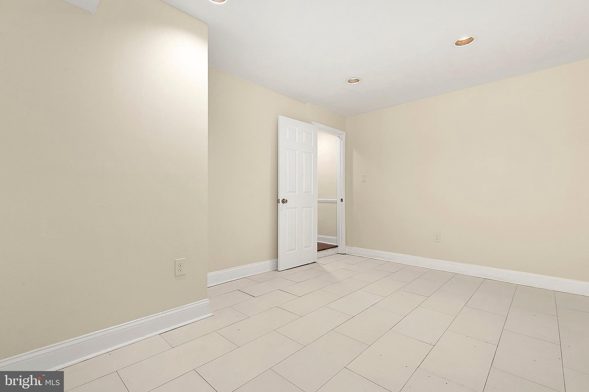 GUNNERS VIEW - Residential