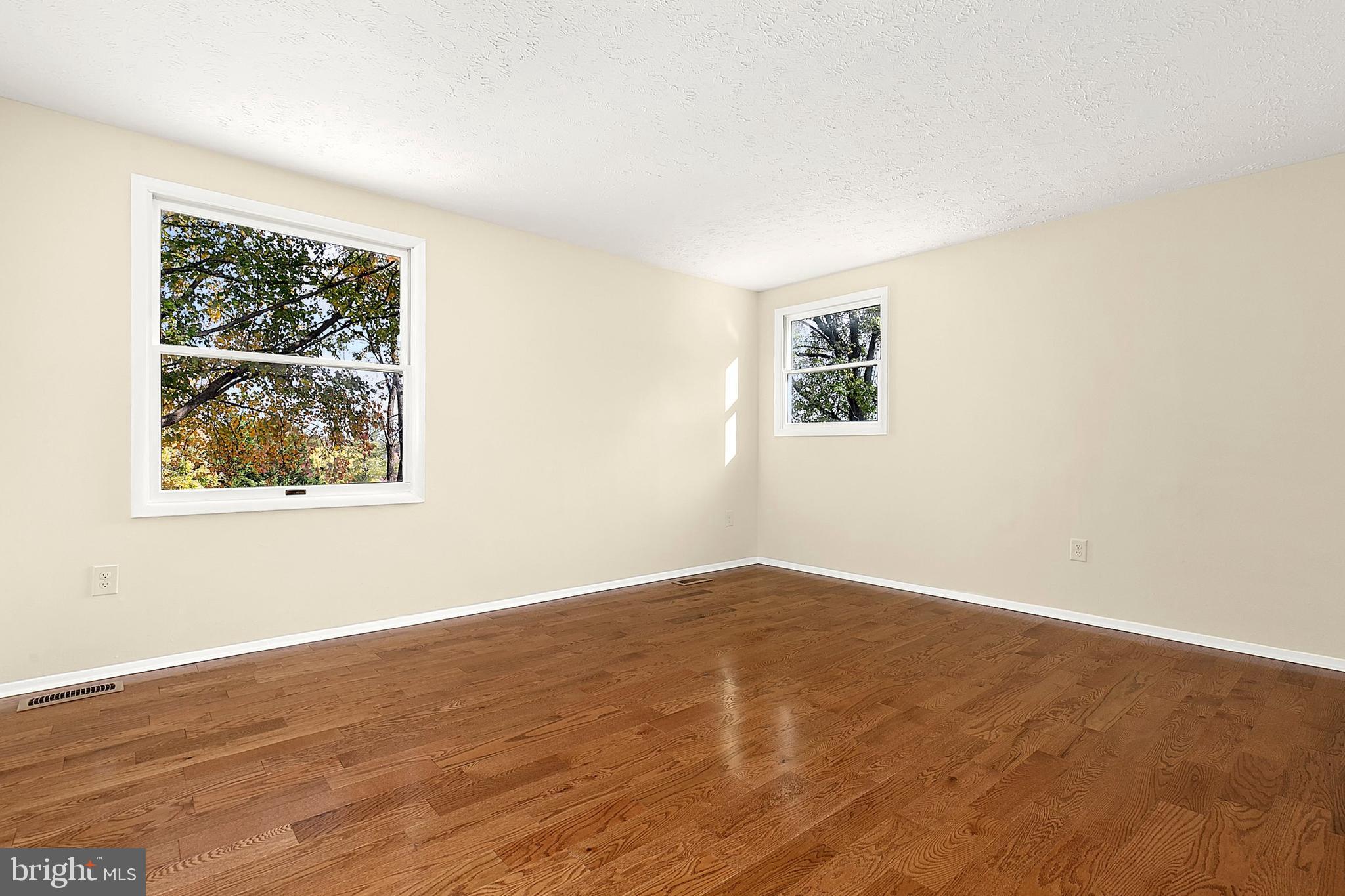 GUNNERS VIEW - Residential