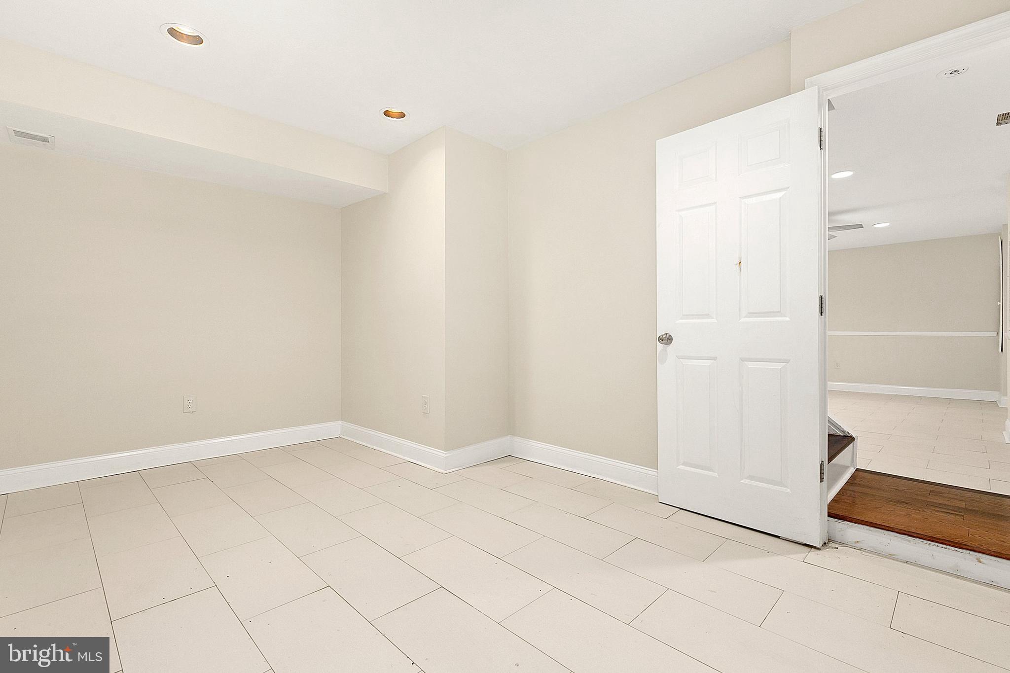 GUNNERS VIEW - Residential