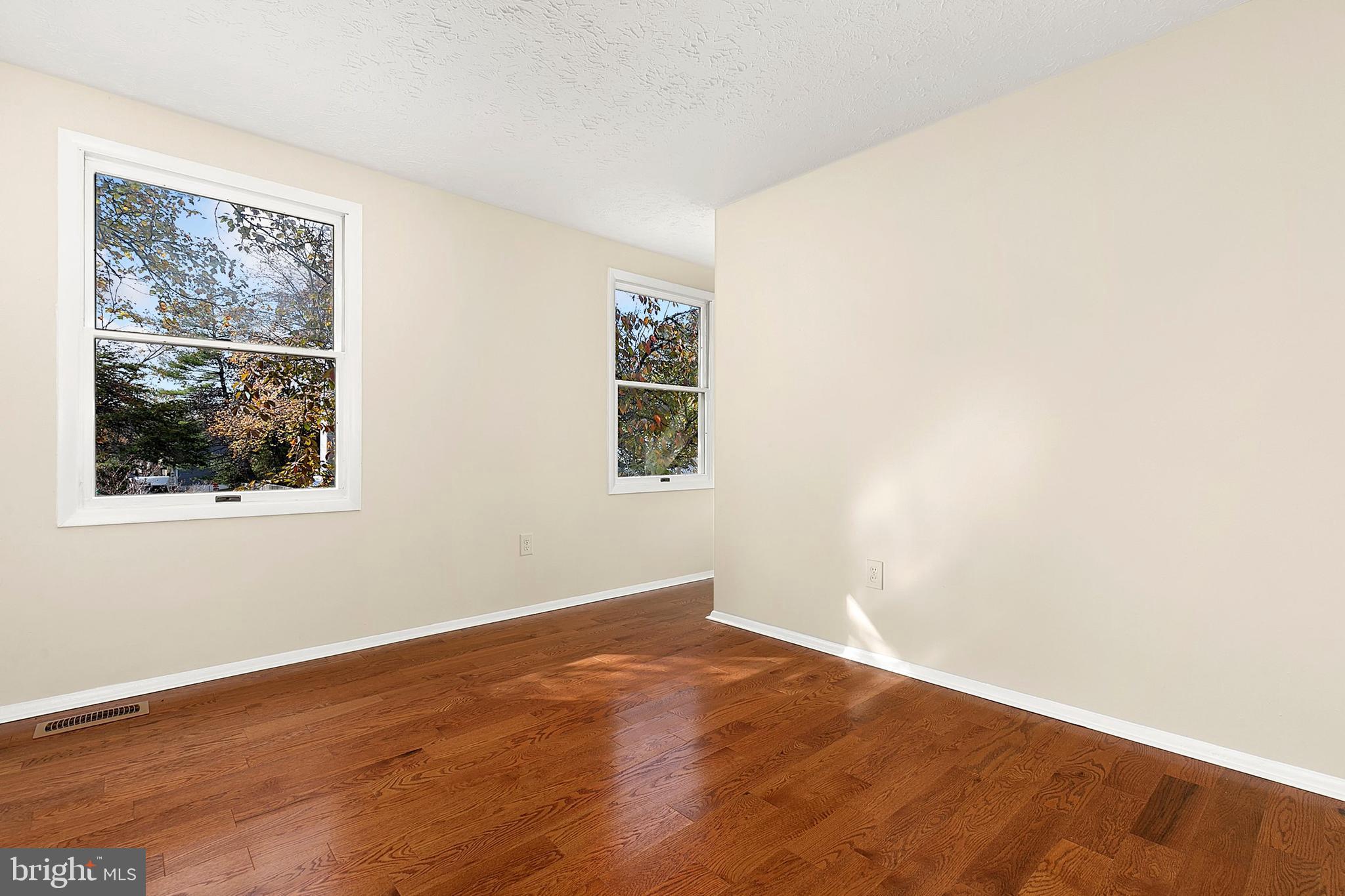 GUNNERS VIEW - Residential