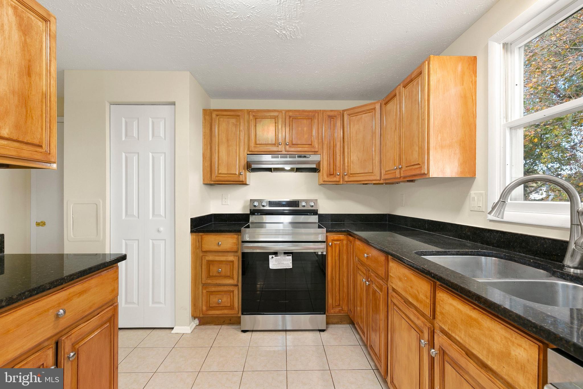 GUNNERS VIEW - Residential