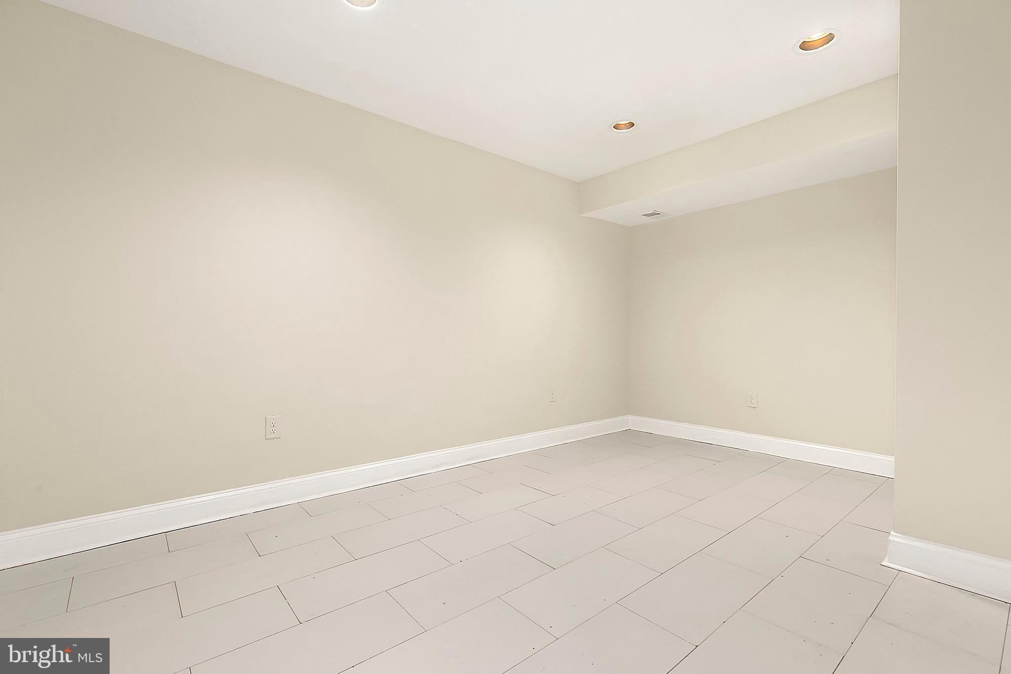 GUNNERS VIEW - Residential