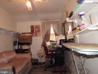 WEST HILLS - Residential