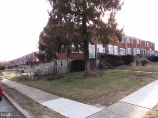 WEST HILLS - Residential