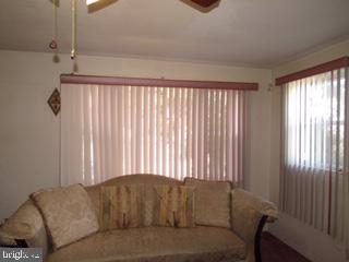 WEST HILLS - Residential