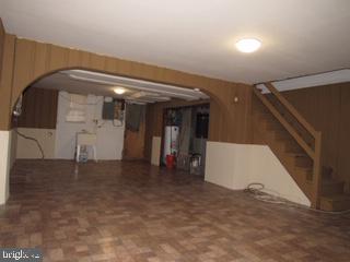 WEST HILLS - Residential