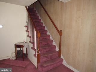 WEST HILLS - Residential