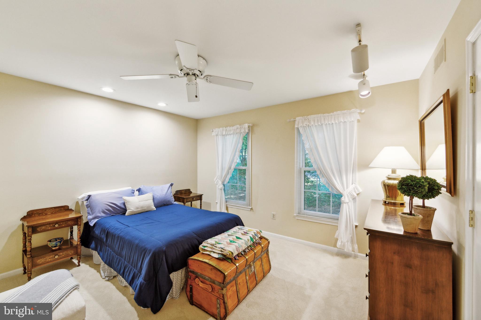 HERSHEYS MILL ESTS - Residential