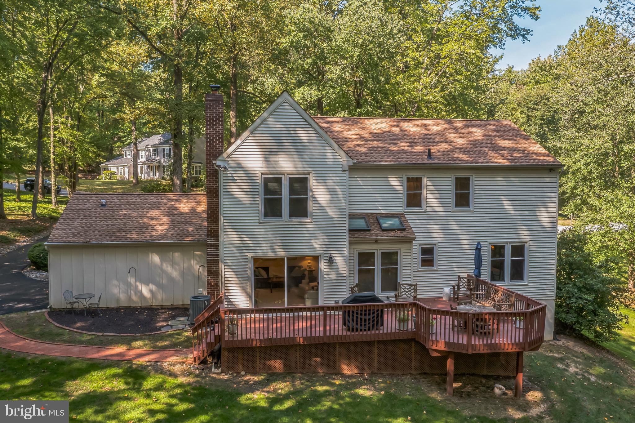 HERSHEYS MILL ESTS - Residential