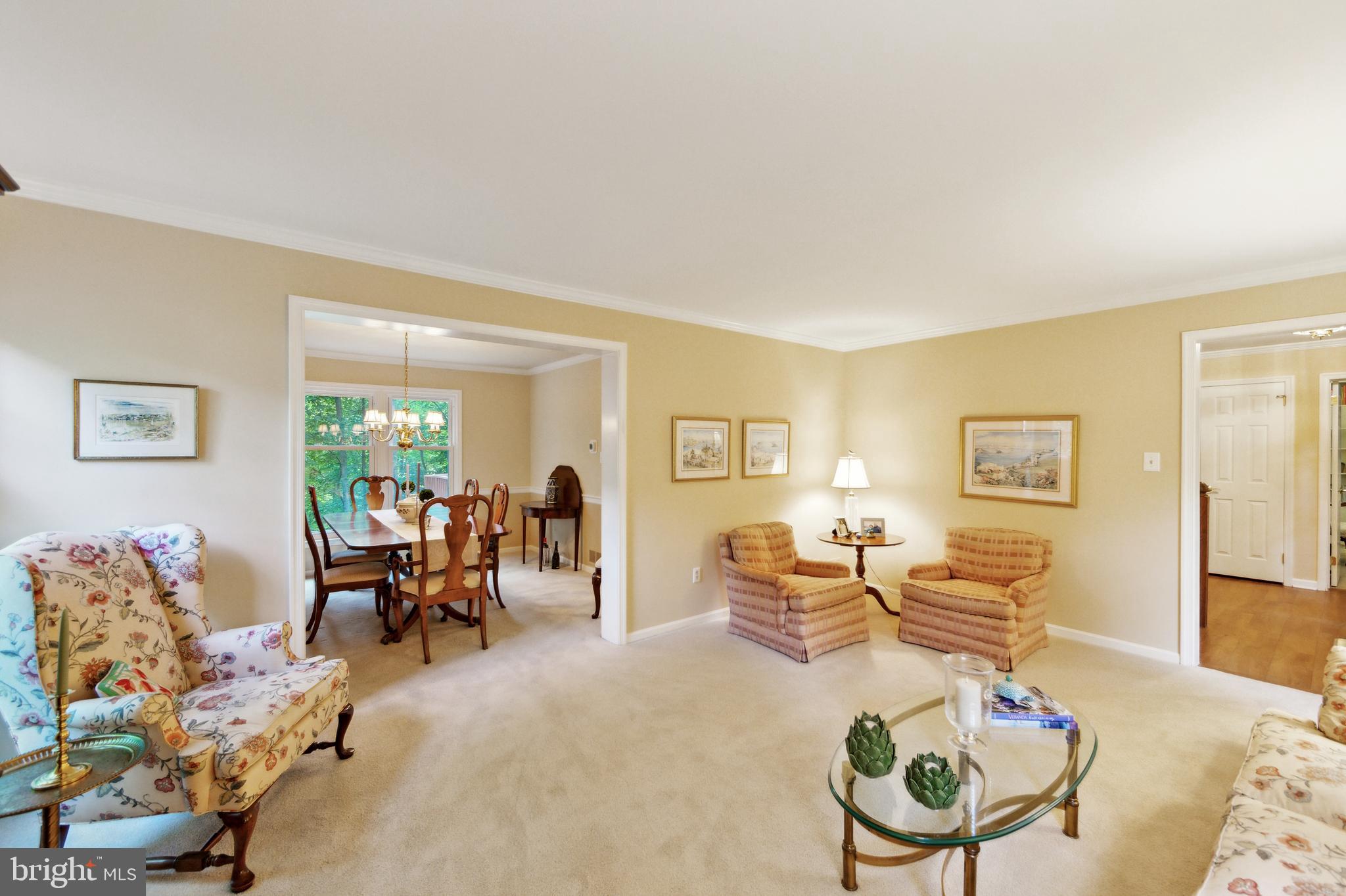 HERSHEYS MILL ESTS - Residential