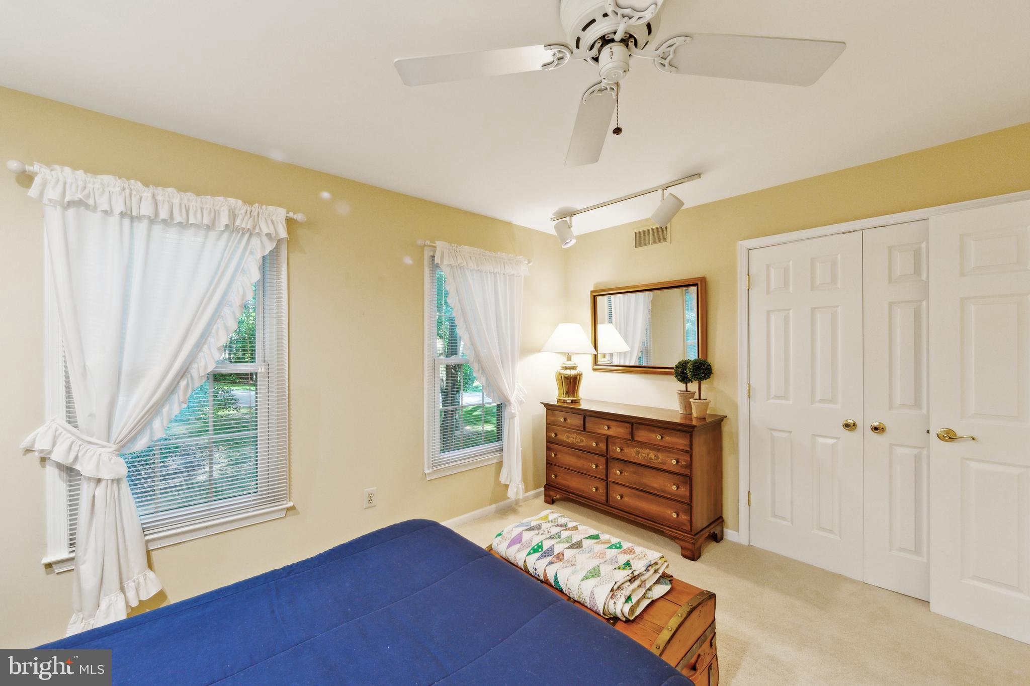 HERSHEYS MILL ESTS - Residential