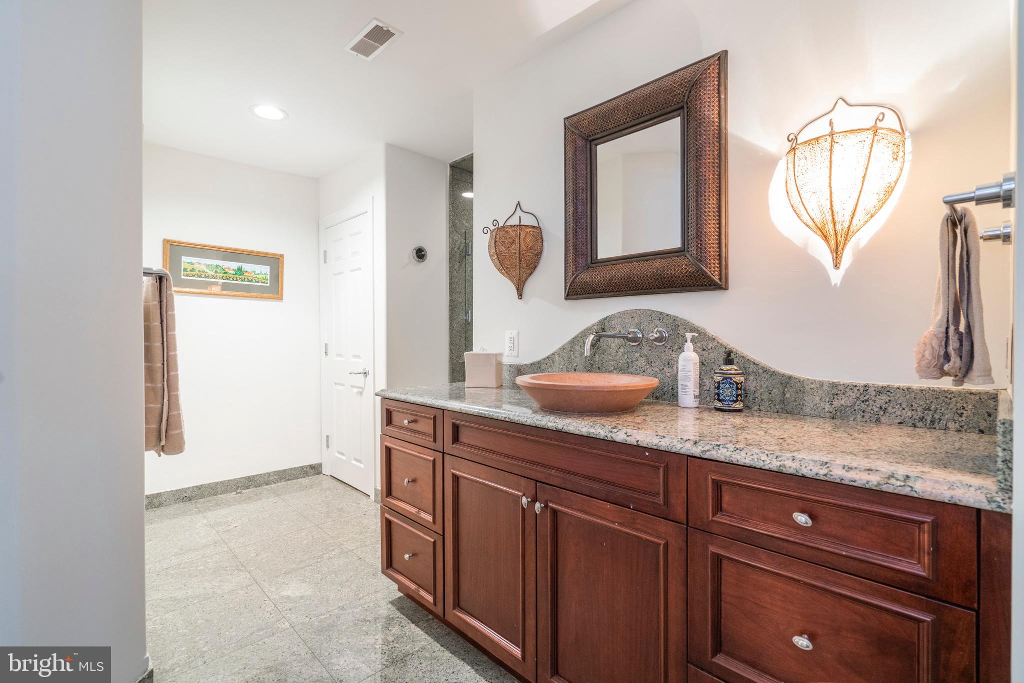 NORTHWOODS - Residential