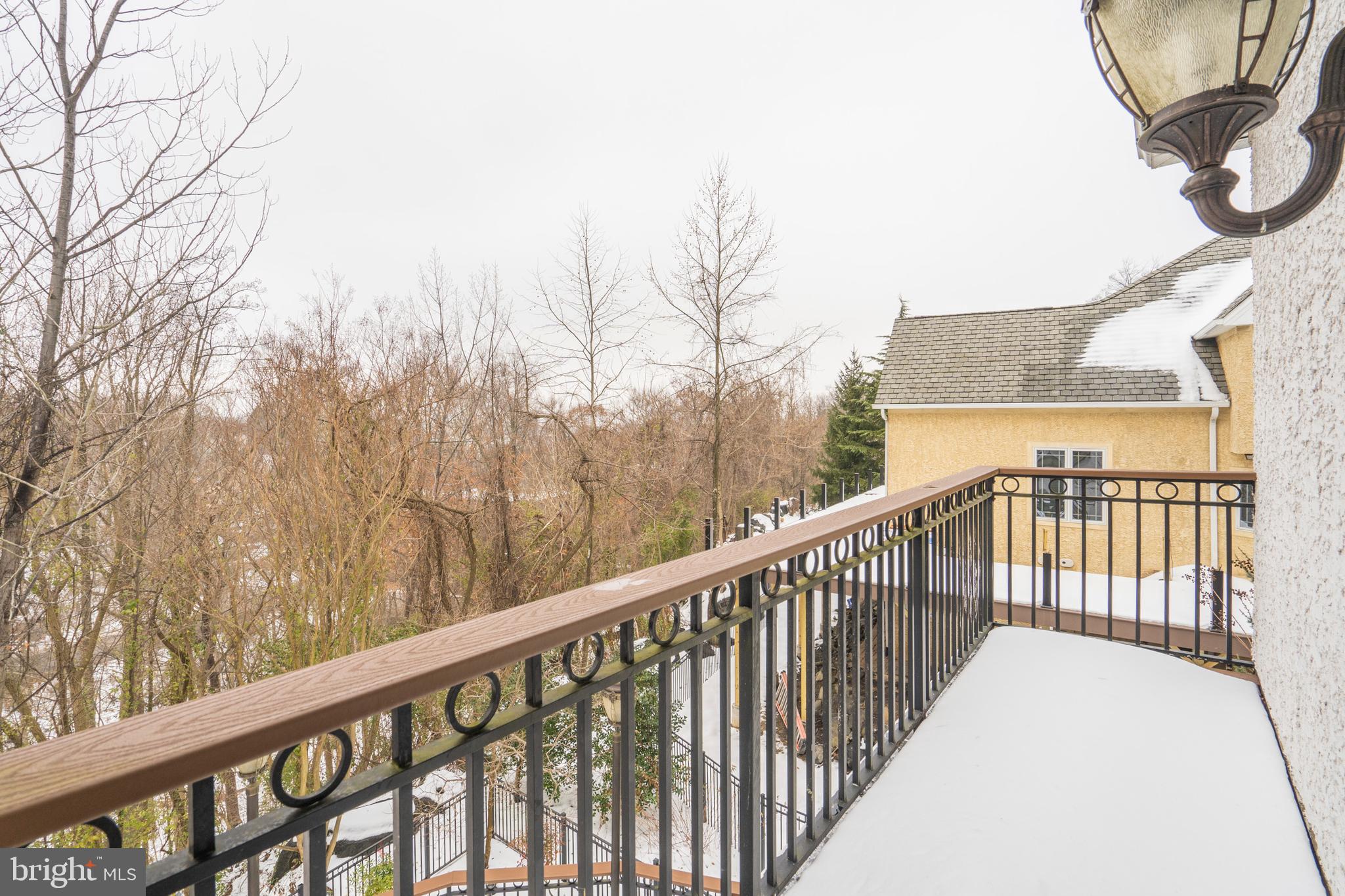 NORTHWOODS - Residential