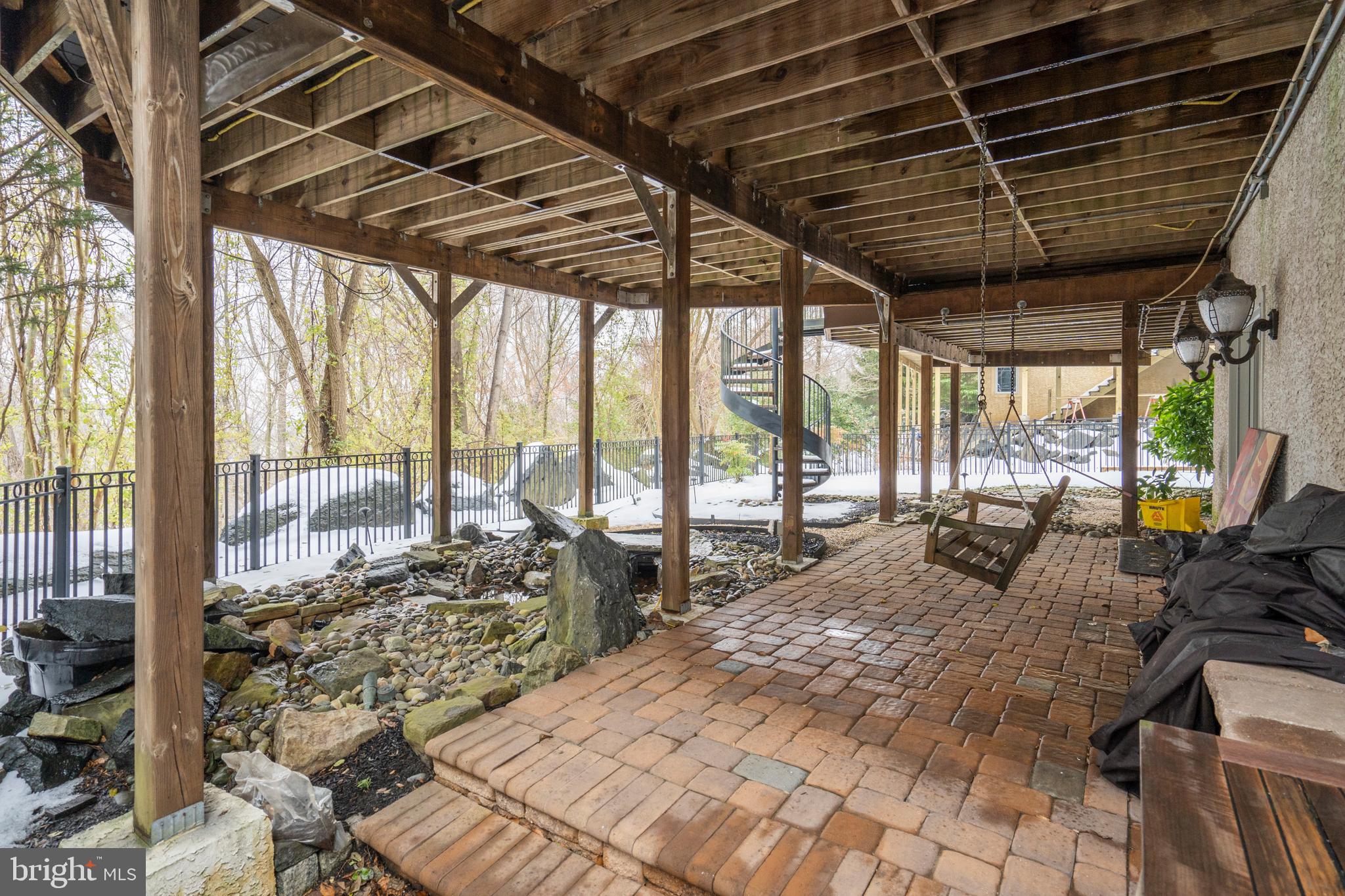 NORTHWOODS - Residential