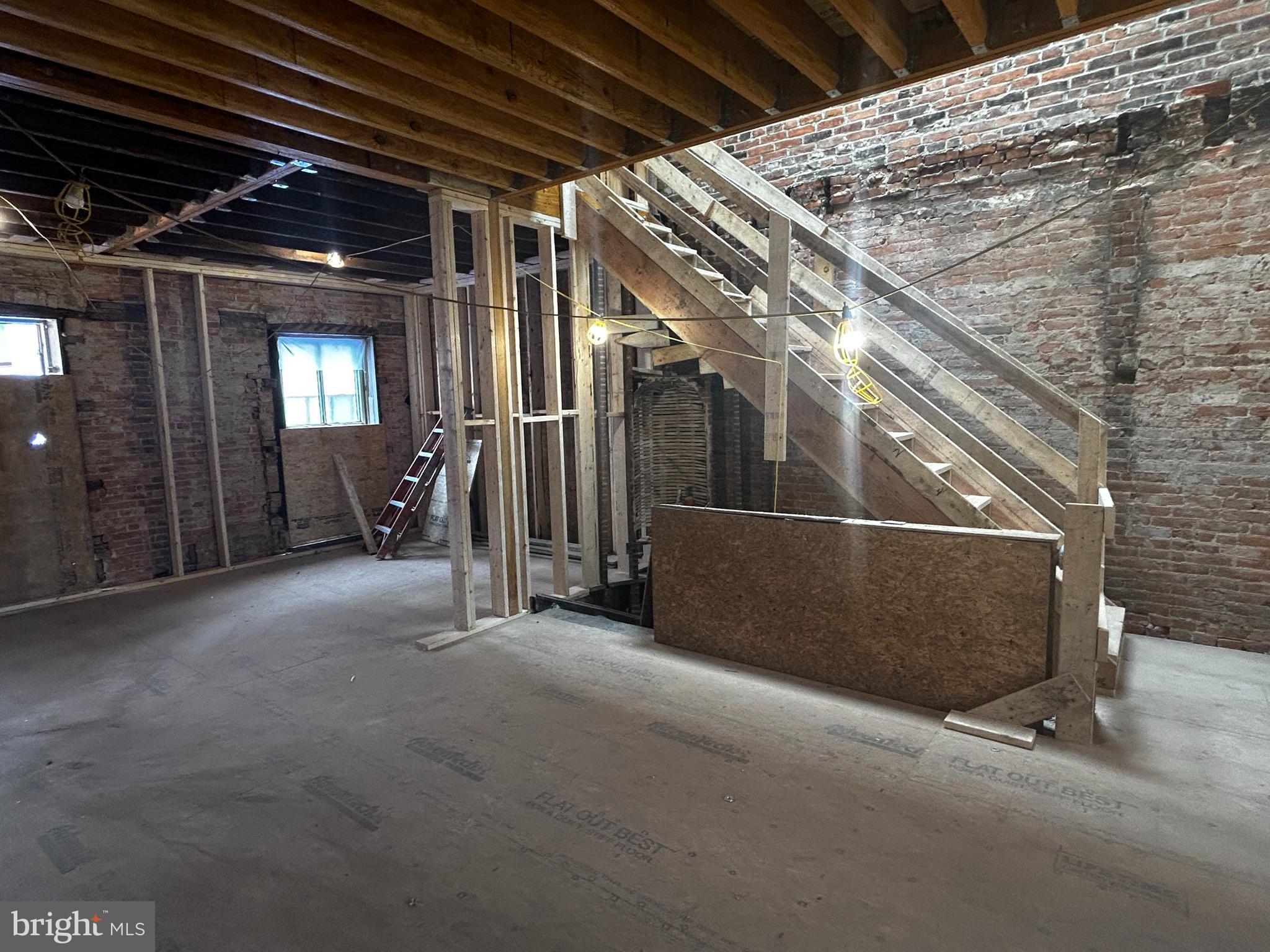 MOUNT VERNON - Residential