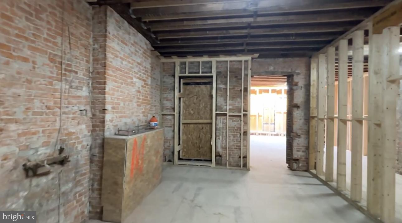 1113 MASSACHUSETTS AVENUE NW