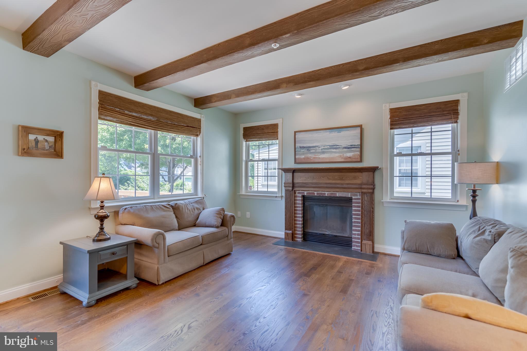 LAUREL - Residential