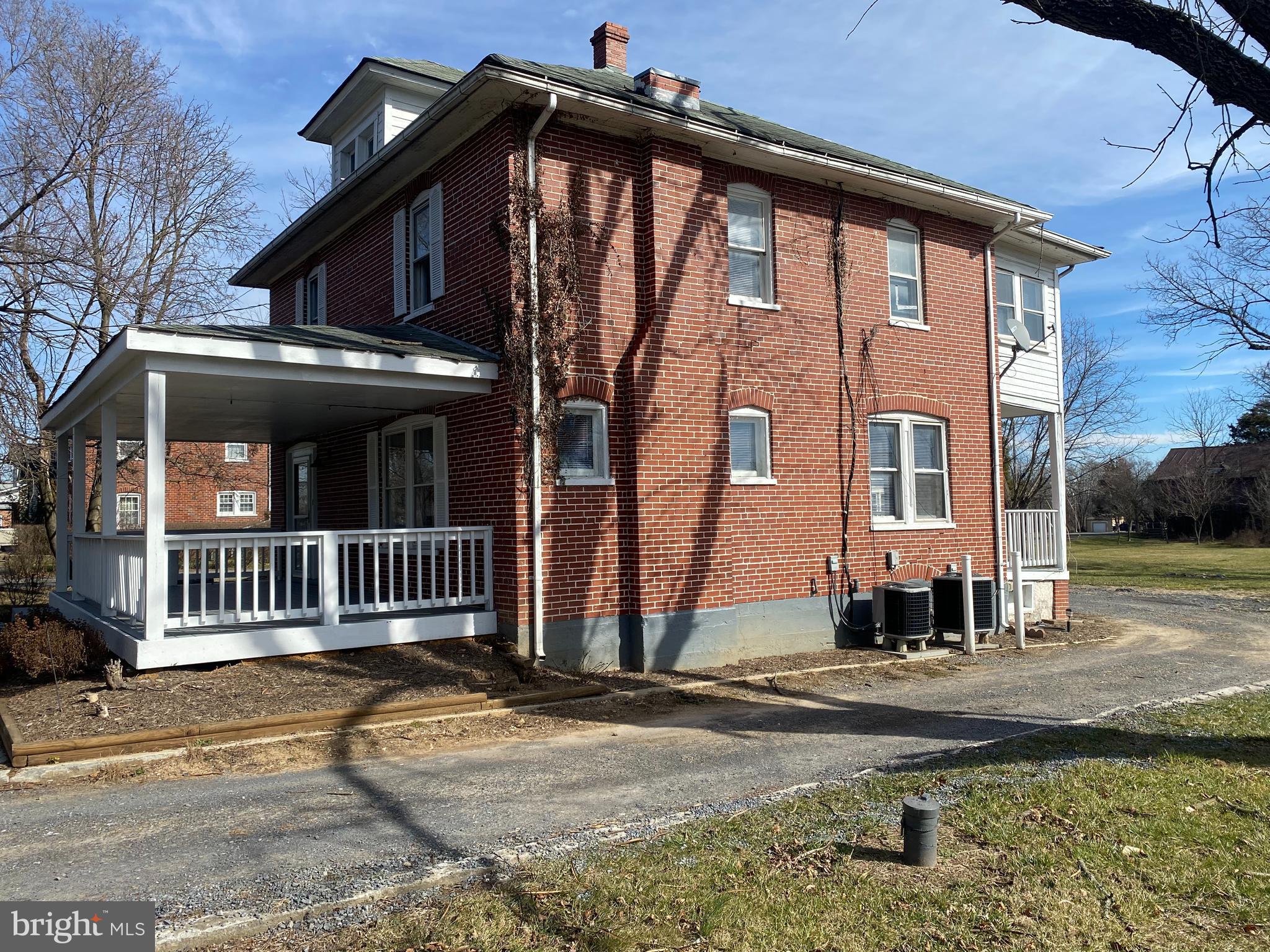 MARTINSBURG PIKE - Residential Lease