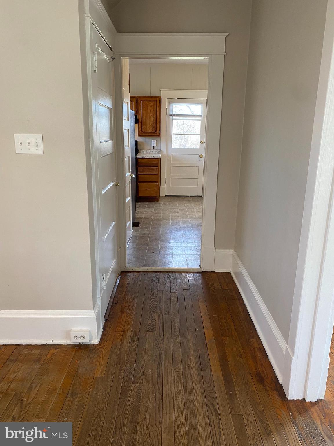 MARTINSBURG PIKE - Residential Lease