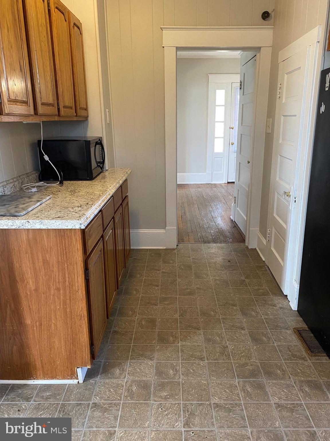 MARTINSBURG PIKE - Residential Lease