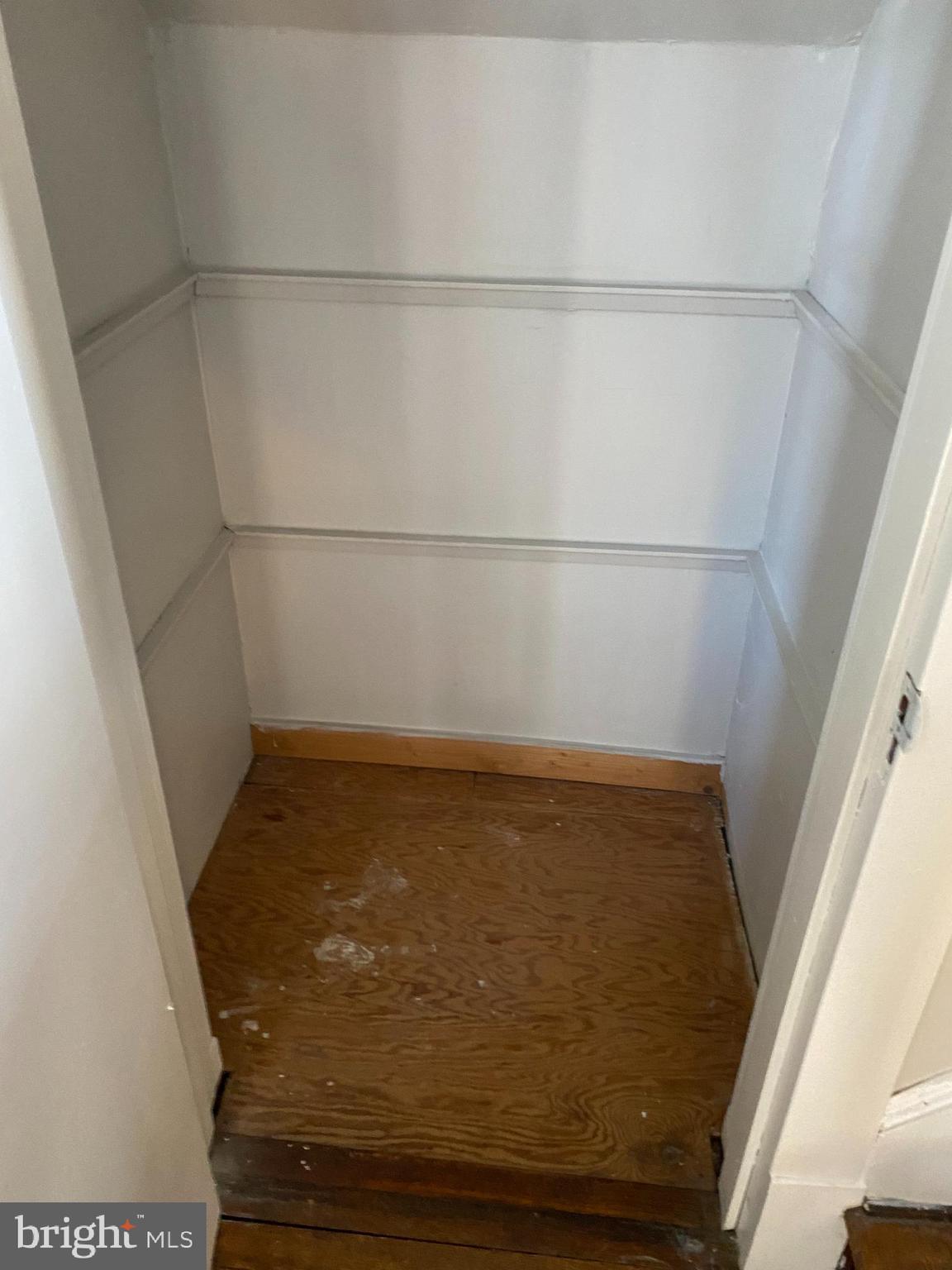 MARTINSBURG PIKE - Residential Lease