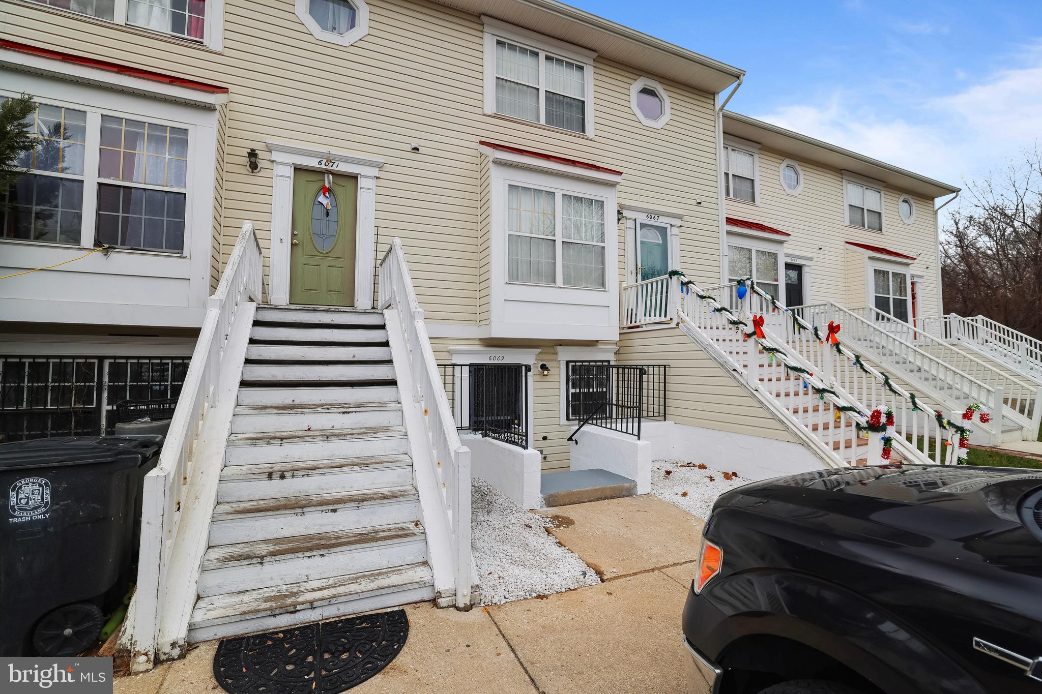 RIVER PARK - Residential