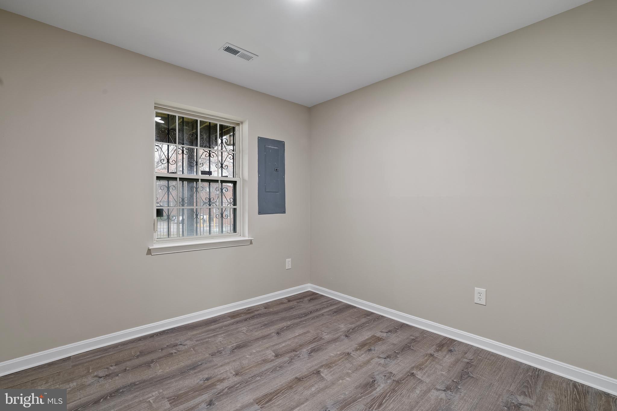 RIVER PARK - Residential