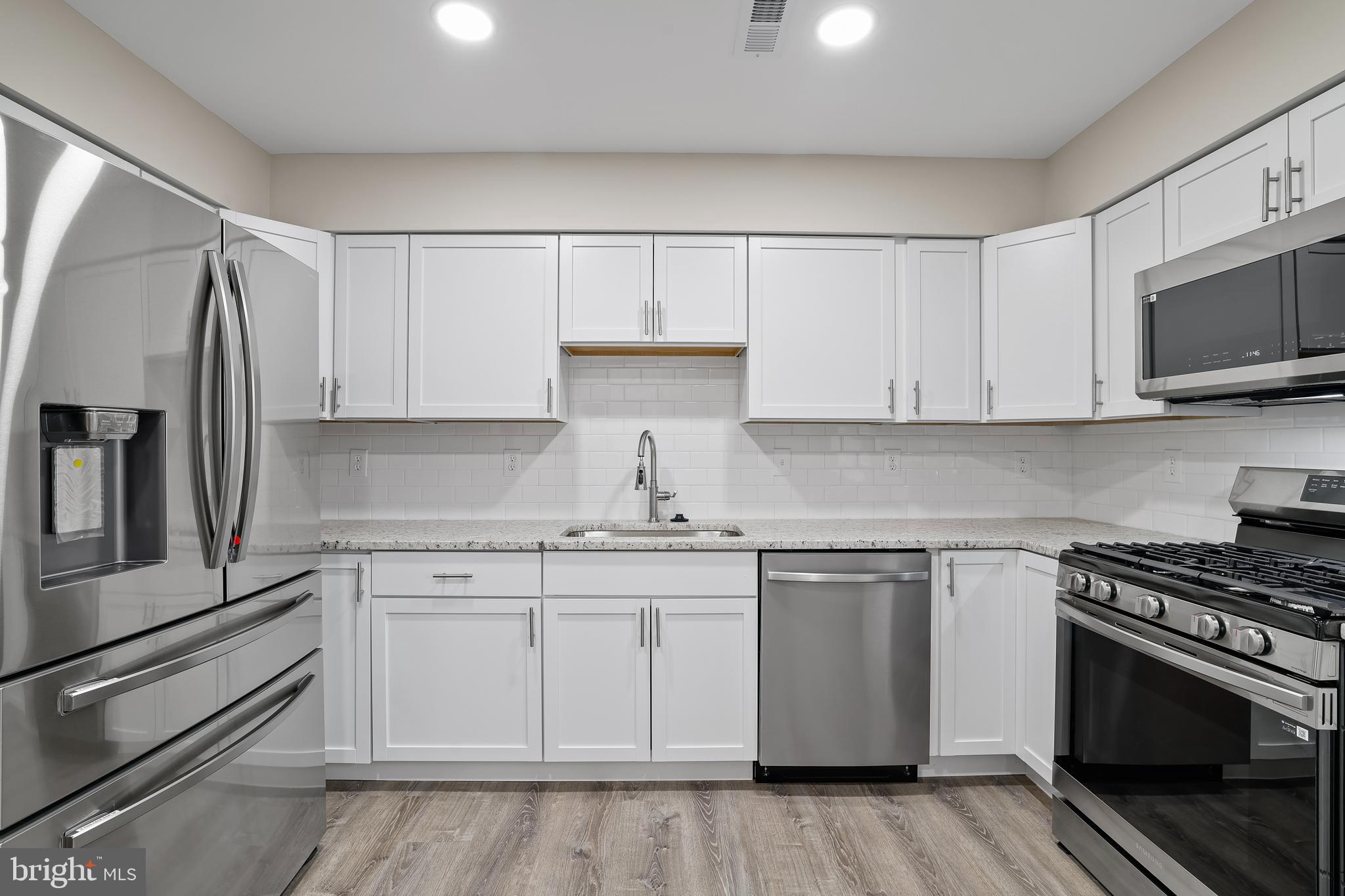 RIVER PARK - Residential