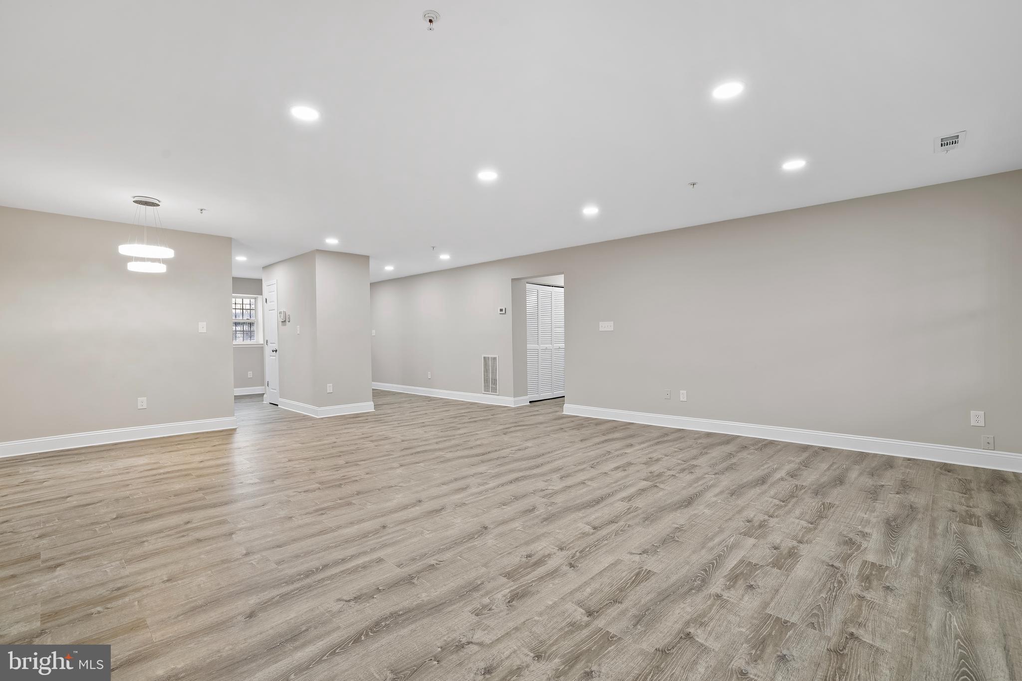 RIVER PARK - Residential