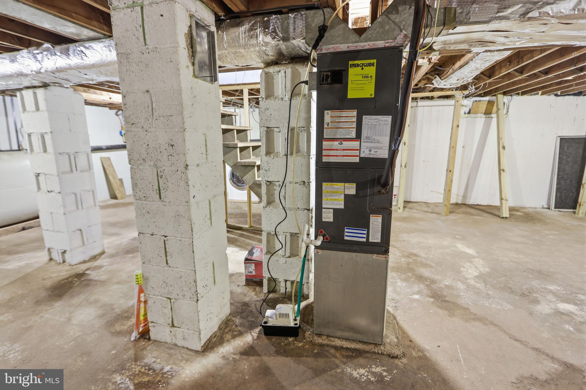 LEEDOM ESTATES - Residential