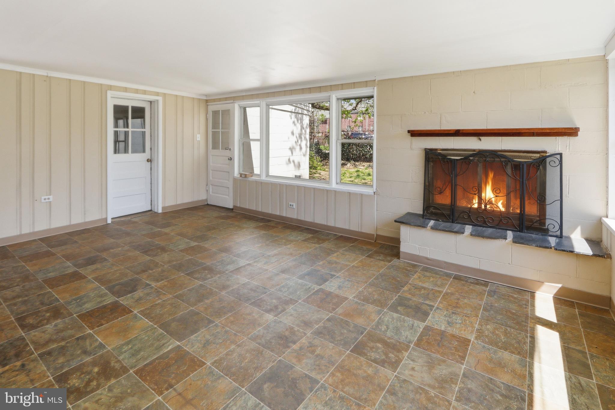 LEEDOM ESTATES - Residential