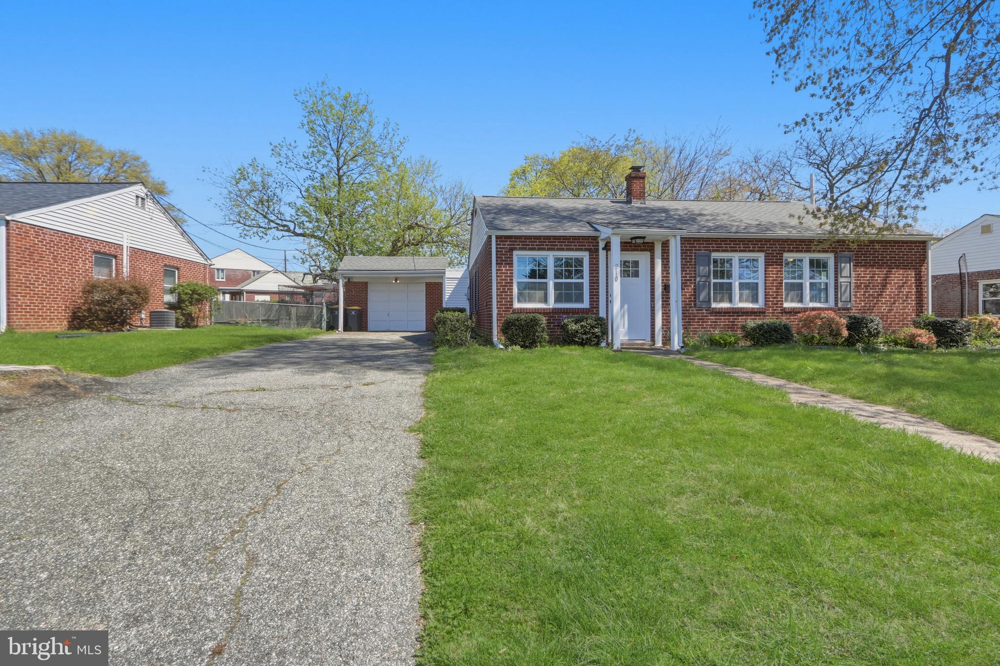 LEEDOM ESTATES - Residential