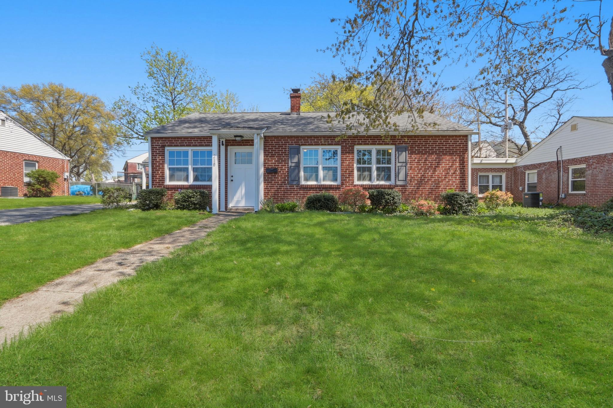 LEEDOM ESTATES - Residential