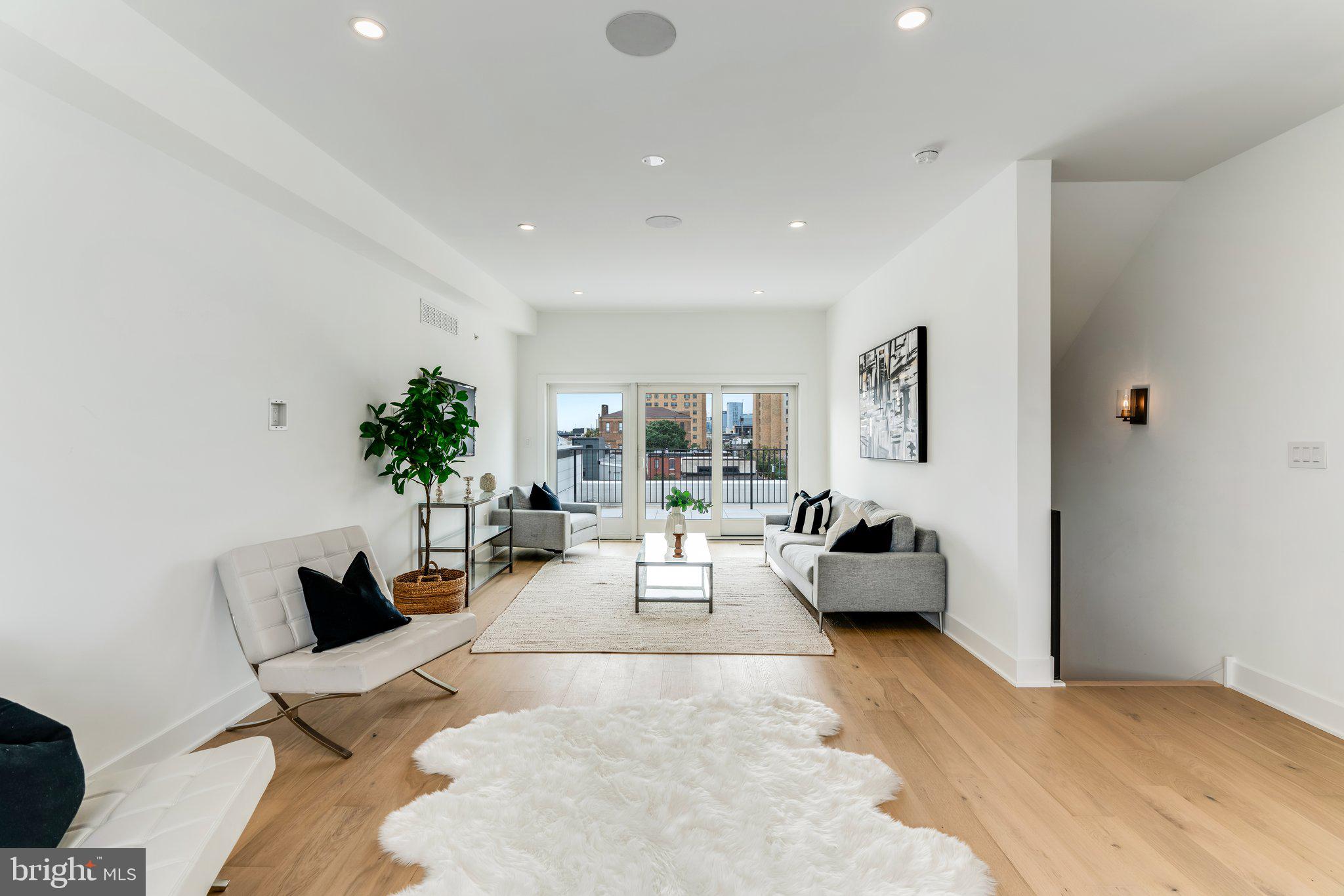 CENTER CITY - Residential