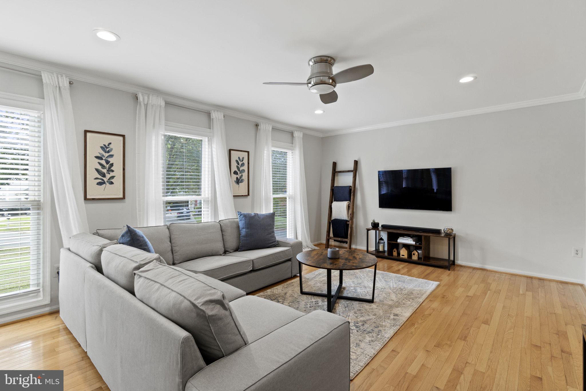 CASHELL MANOR - Residential