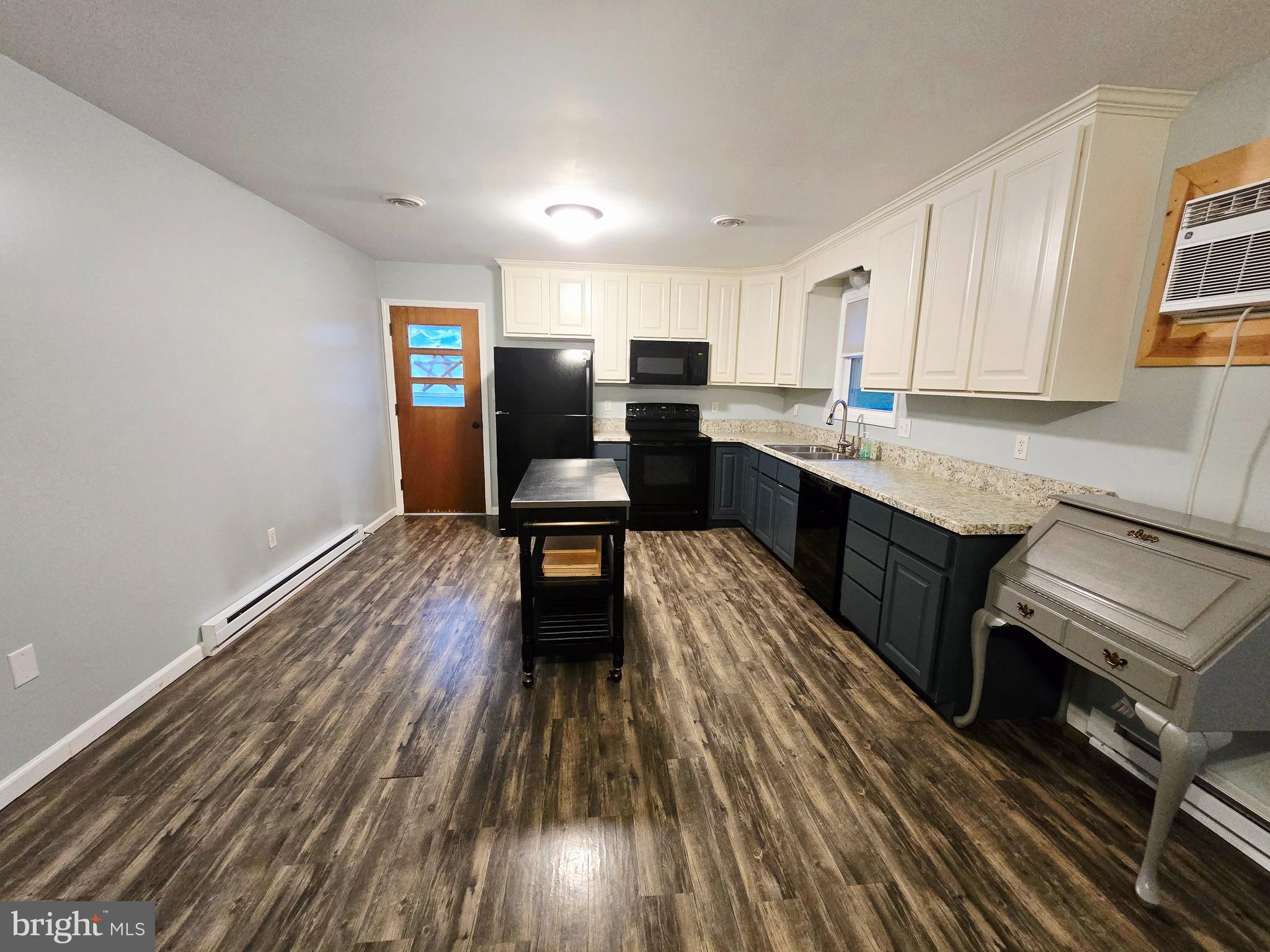 BEL AIR - Residential