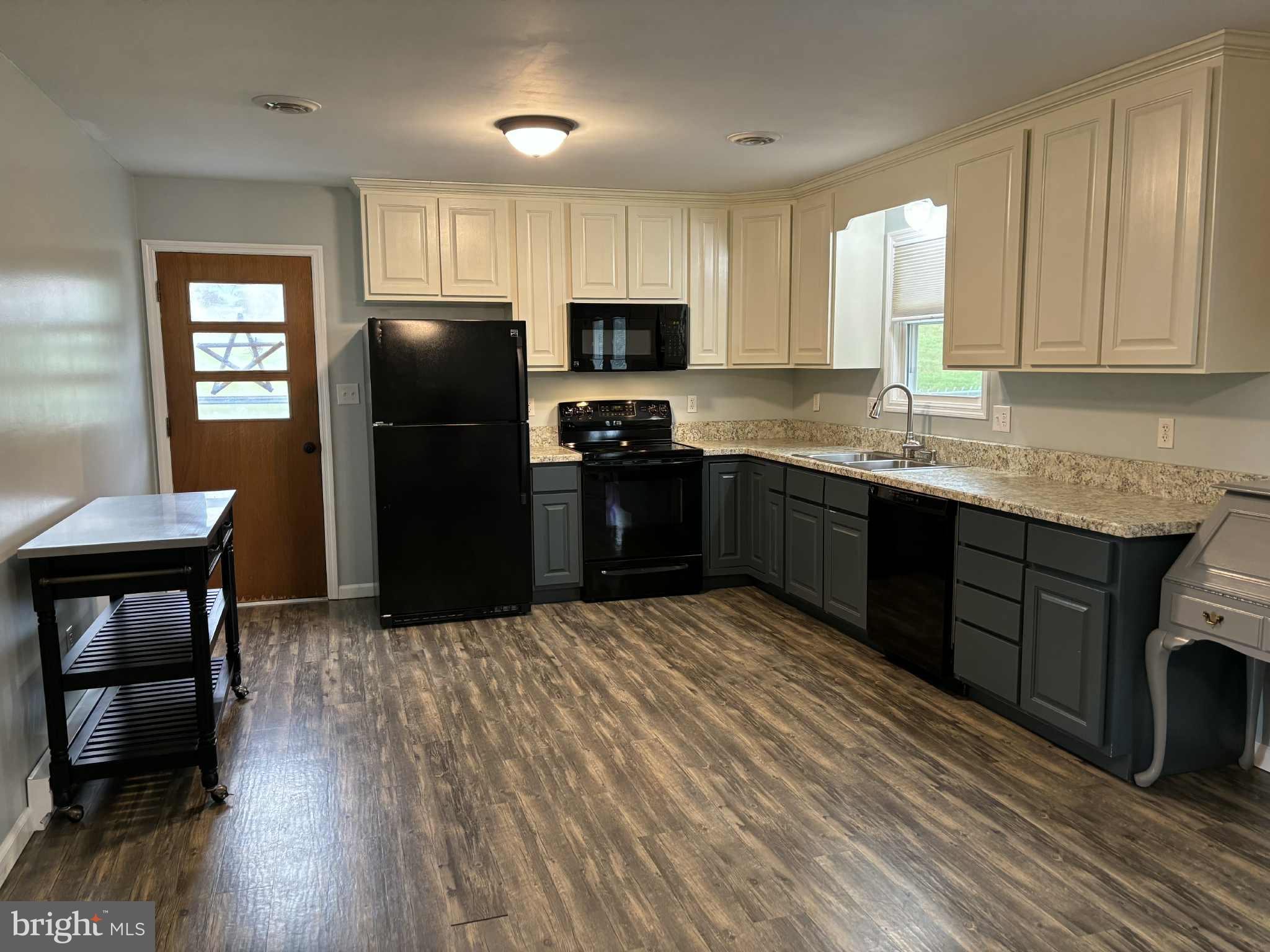 BEL AIR - Residential