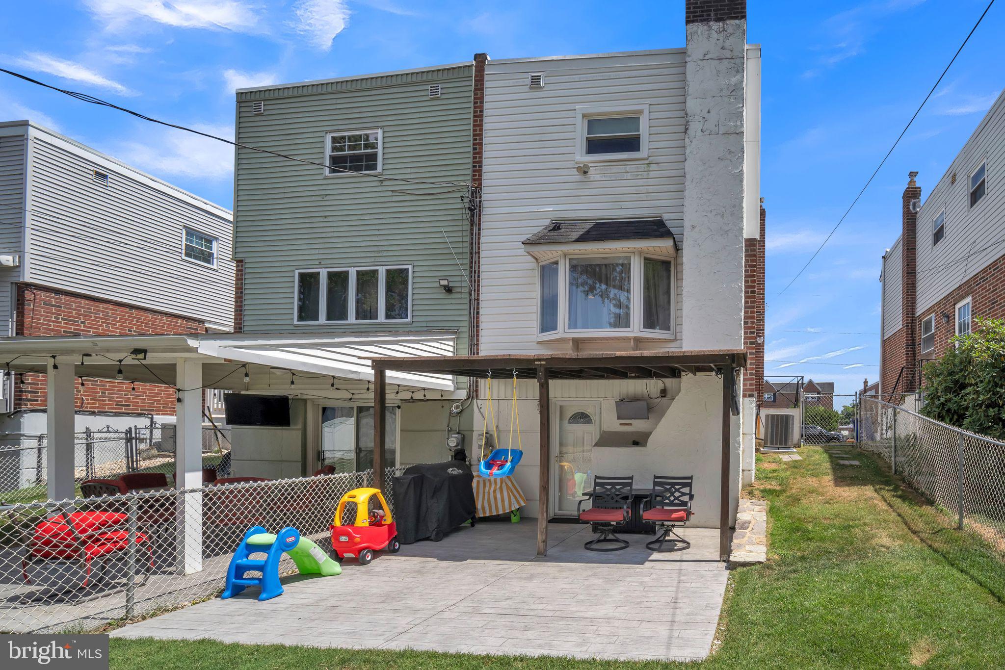 SOMERTON - Residential