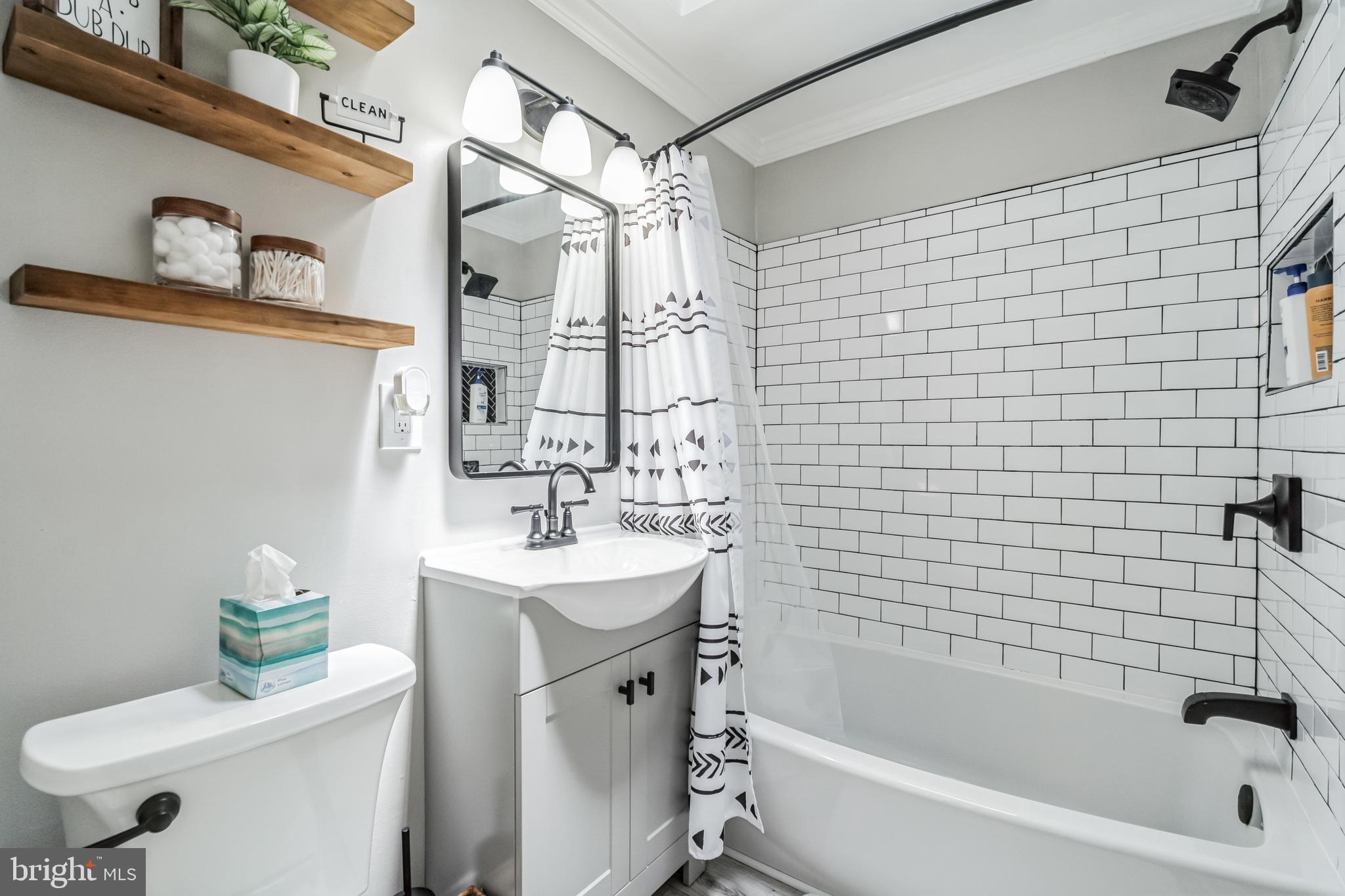 SOMERTON - Residential