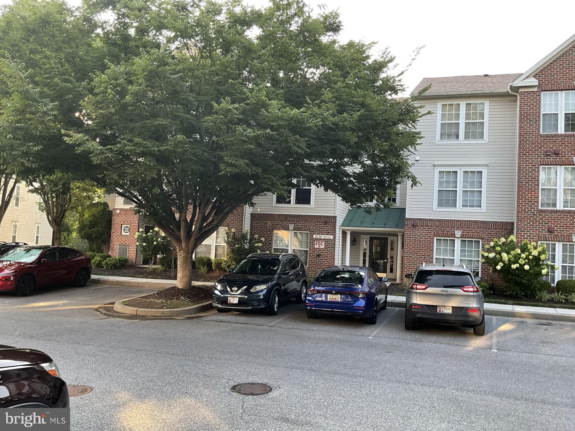 2054 HUNTING RIDGE