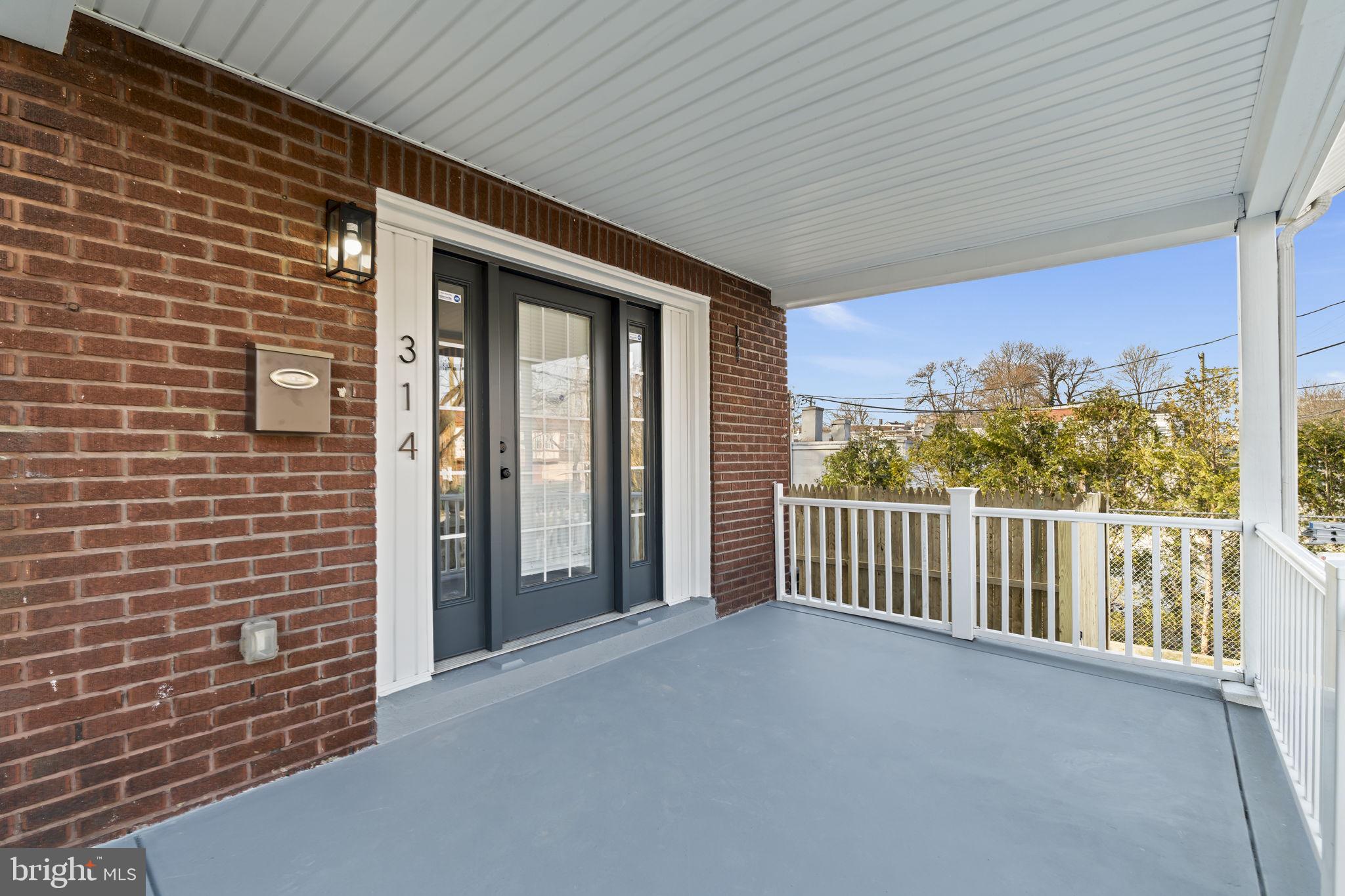 314 E MONTANA STREET