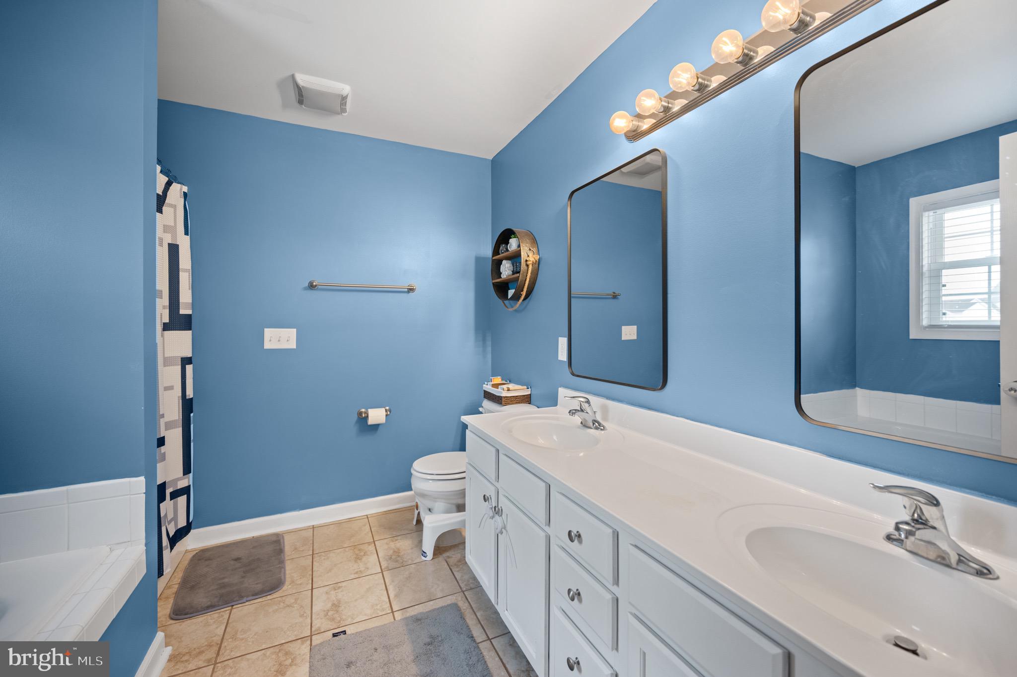 THE VINEYARDS - Residential