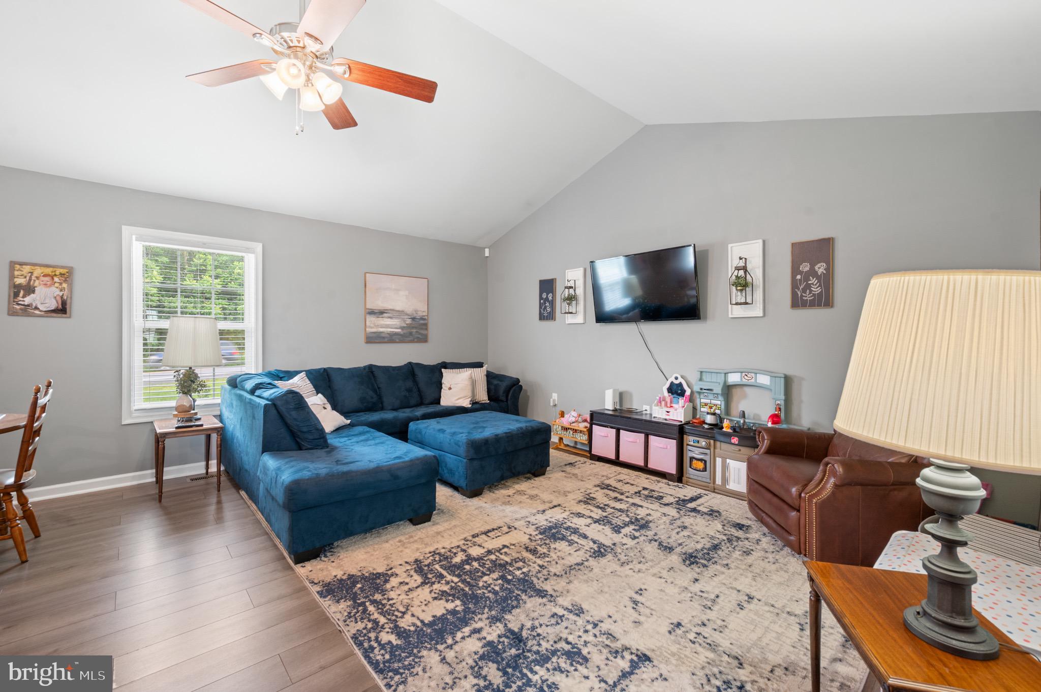 THE VINEYARDS - Residential