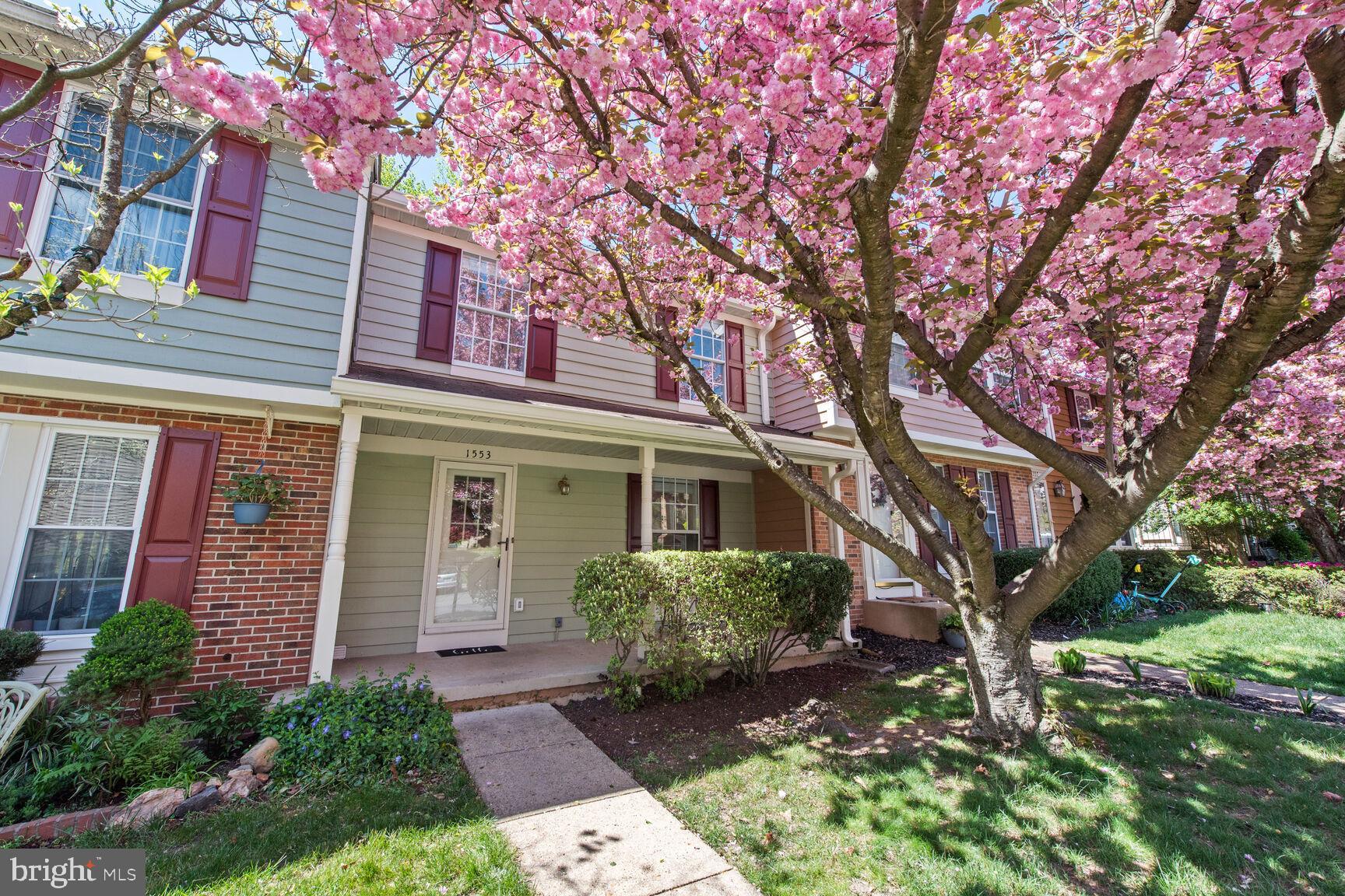 RESTON - Residential