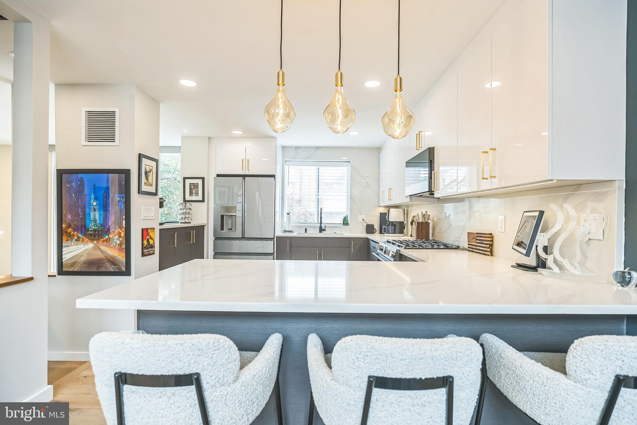 SOCIETY HILL - Residential