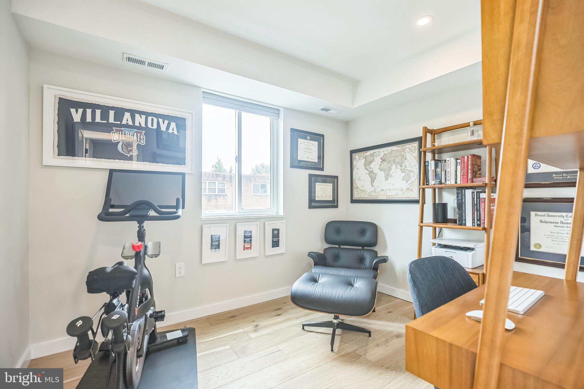 SOCIETY HILL - Residential