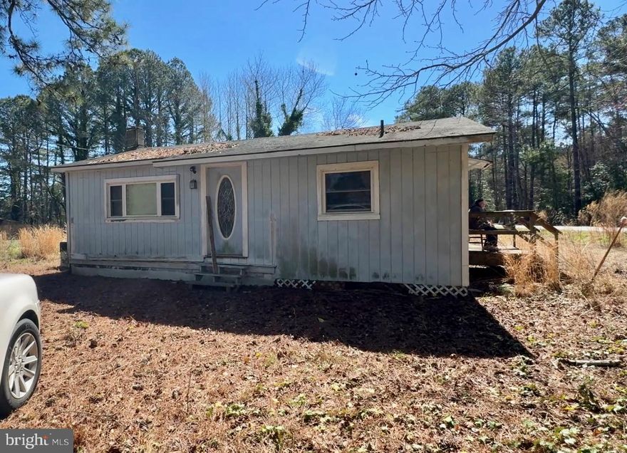 Discover the potential of this cozy 2-bedroom, 1-bath home nestled on nearly an acre of serene land. Featuring a functional kitchen and a comfortable living room, this property is being sold as-is, offering a unique opportunity for those looking to put their personal touch on their next home. The property includes an artesian well and a spacious shed, enhancing its value. Whether you're an investor or a DIY enthusiast, this home presents a fantastic chance to renovate and create your dream space. Don't miss out on this great investment opportunity!