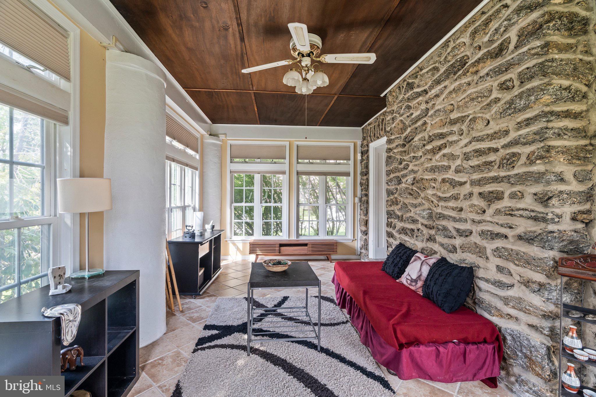 ELKINS PARK - Residential