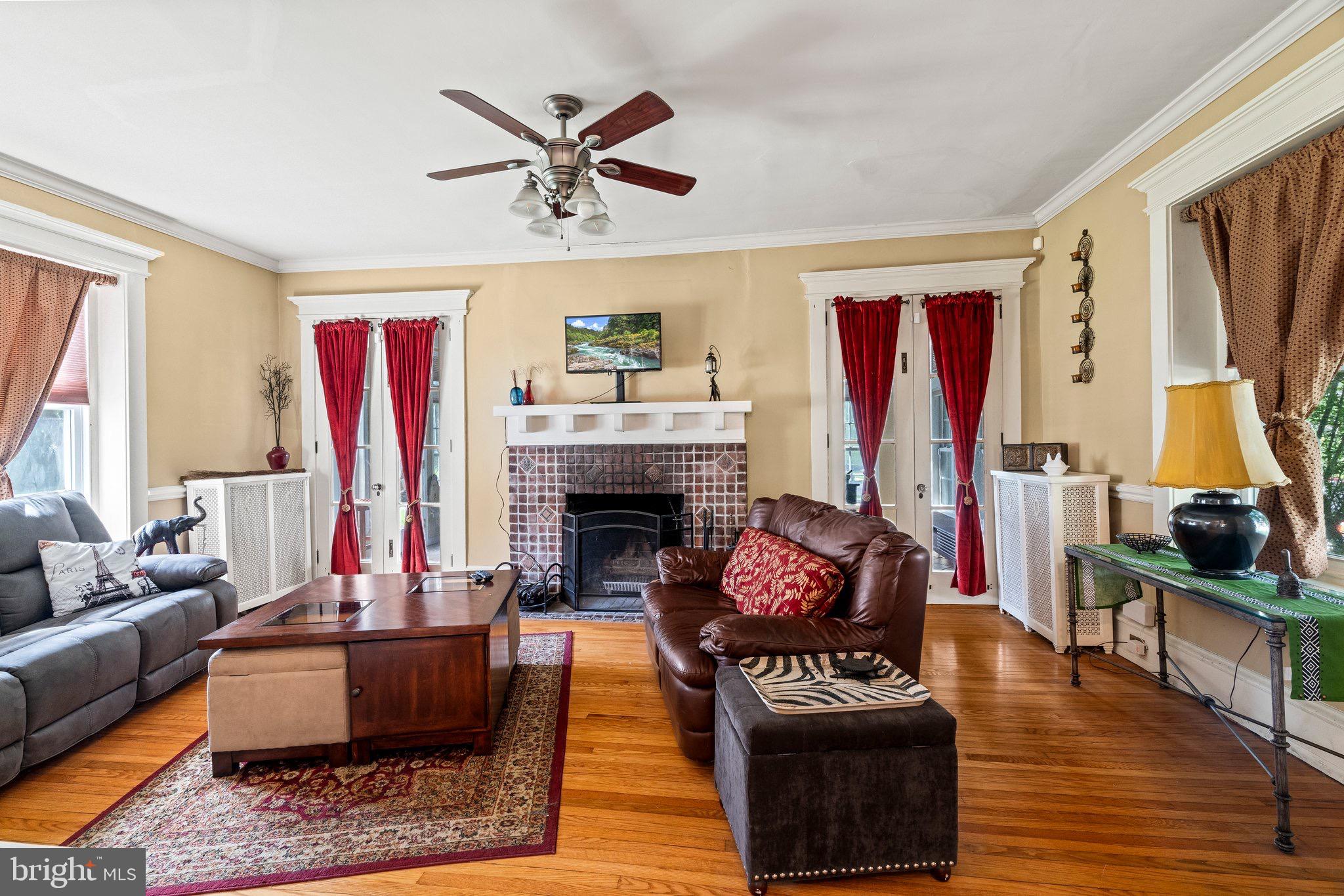 ELKINS PARK - Residential